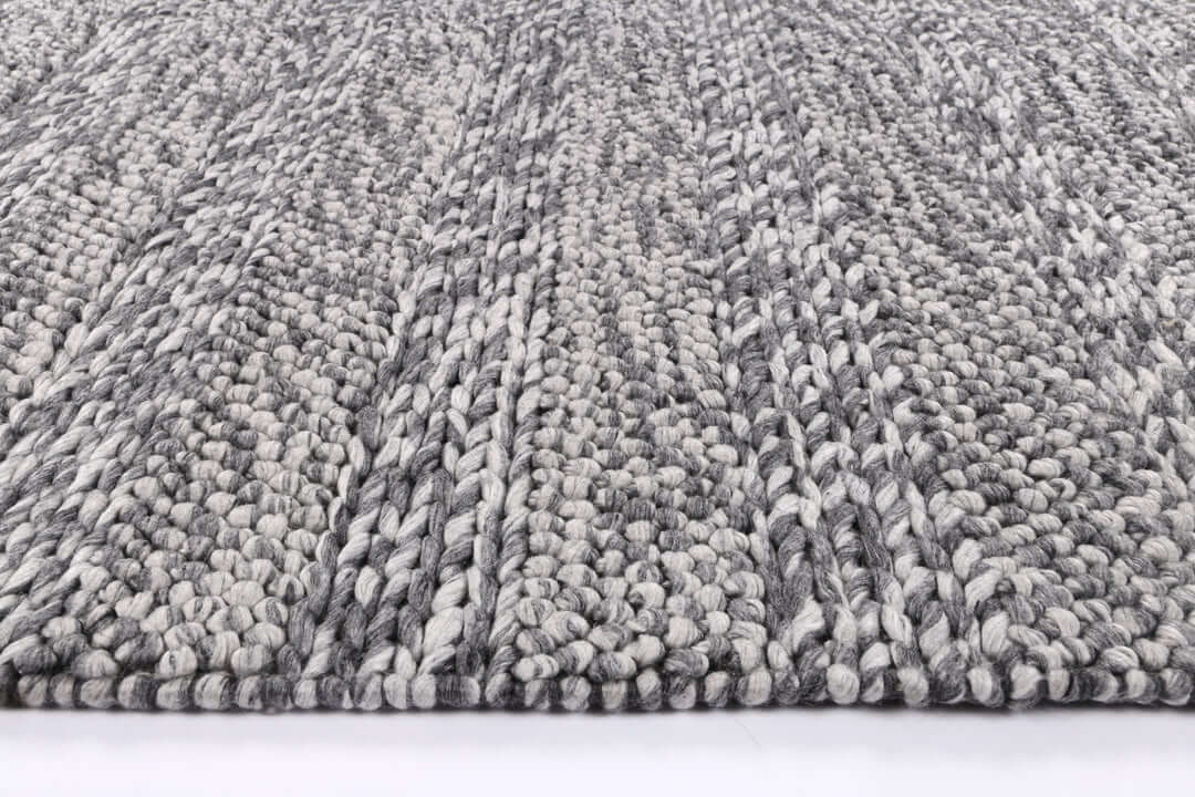 Harlow Ringlets Charcoal wool blend rug - detail