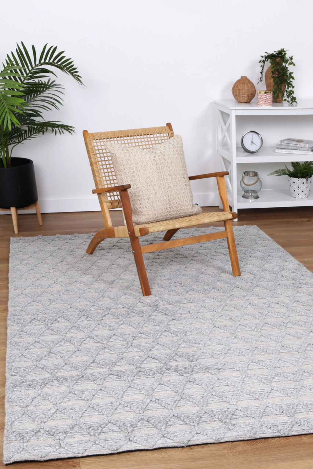 Himalaya Grey Wool Blend Rug - 1100 styled with furniture
