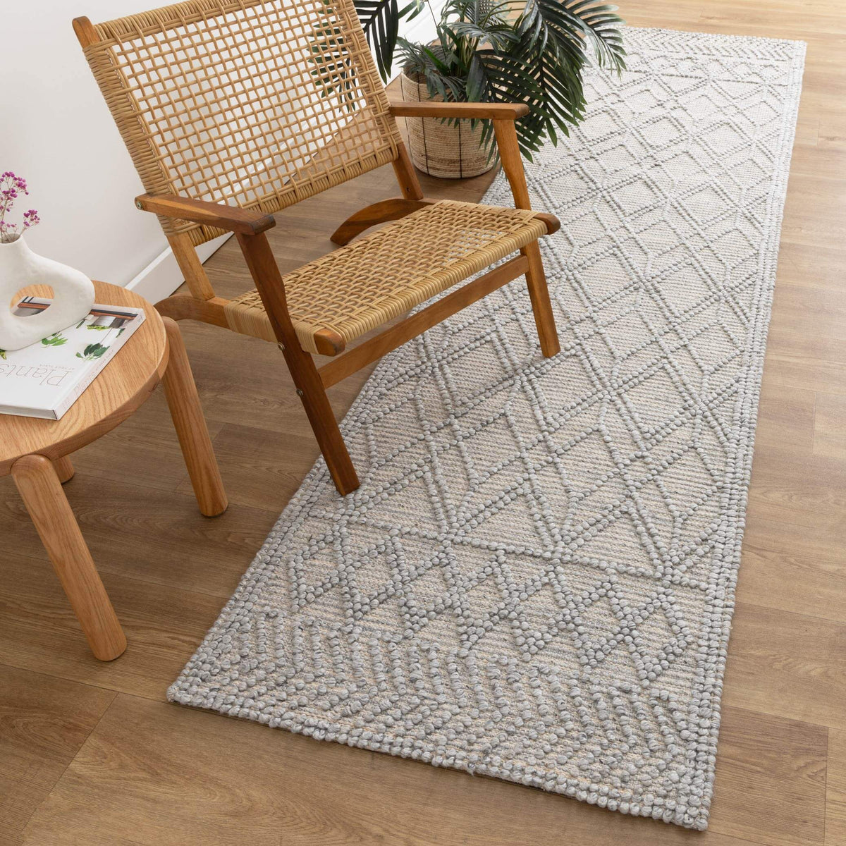 Himalaya Cobblestone Tribal Grey Wool Blend Runner detail