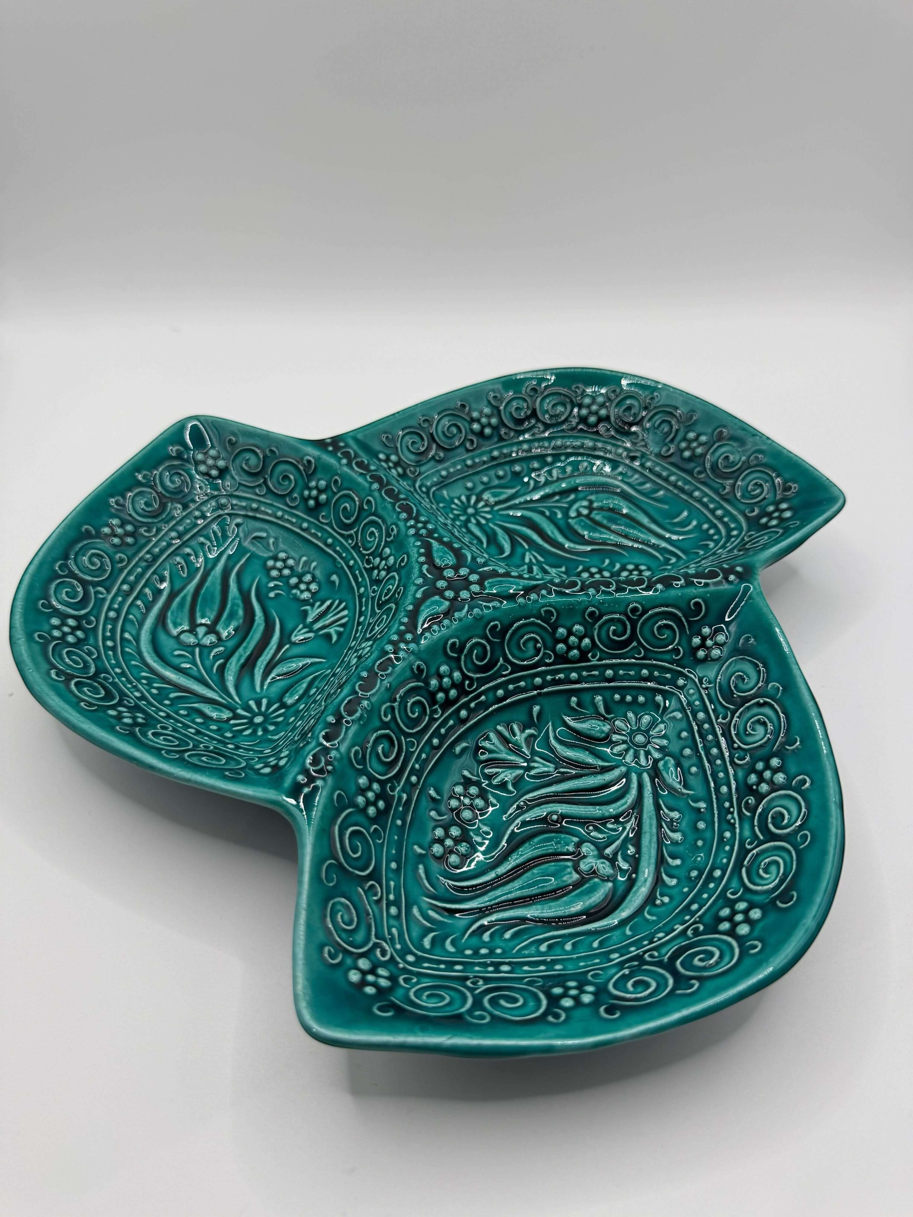 Handmade Turkish Ceramic 3-Section Serving Dish – Floral Appetizer & Snack Plate