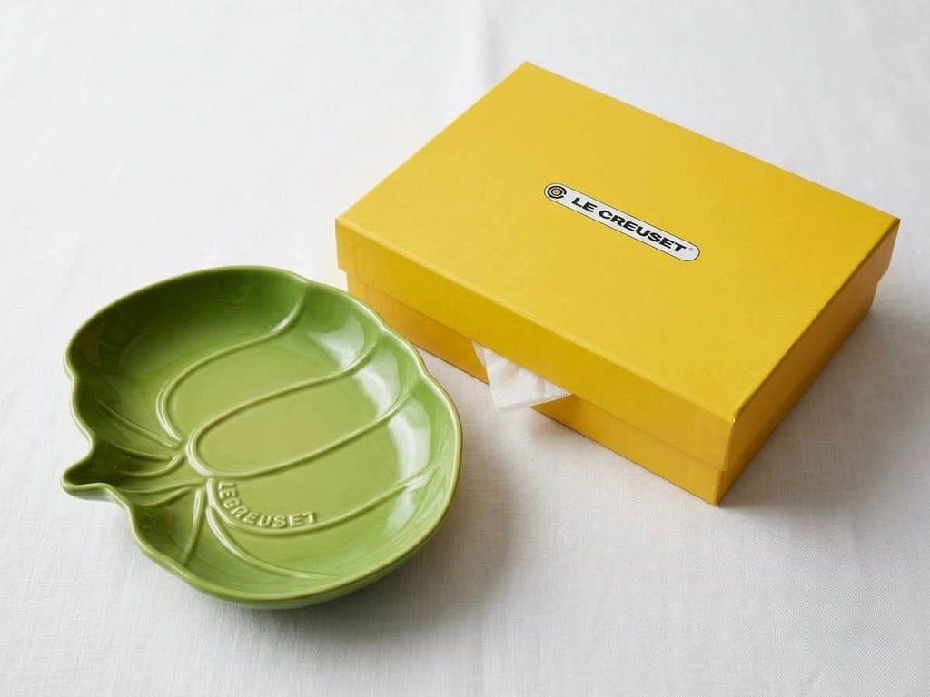 Le Creuset Green Pumpkin Plate – 23cm Premium Stoneware Serving Dish