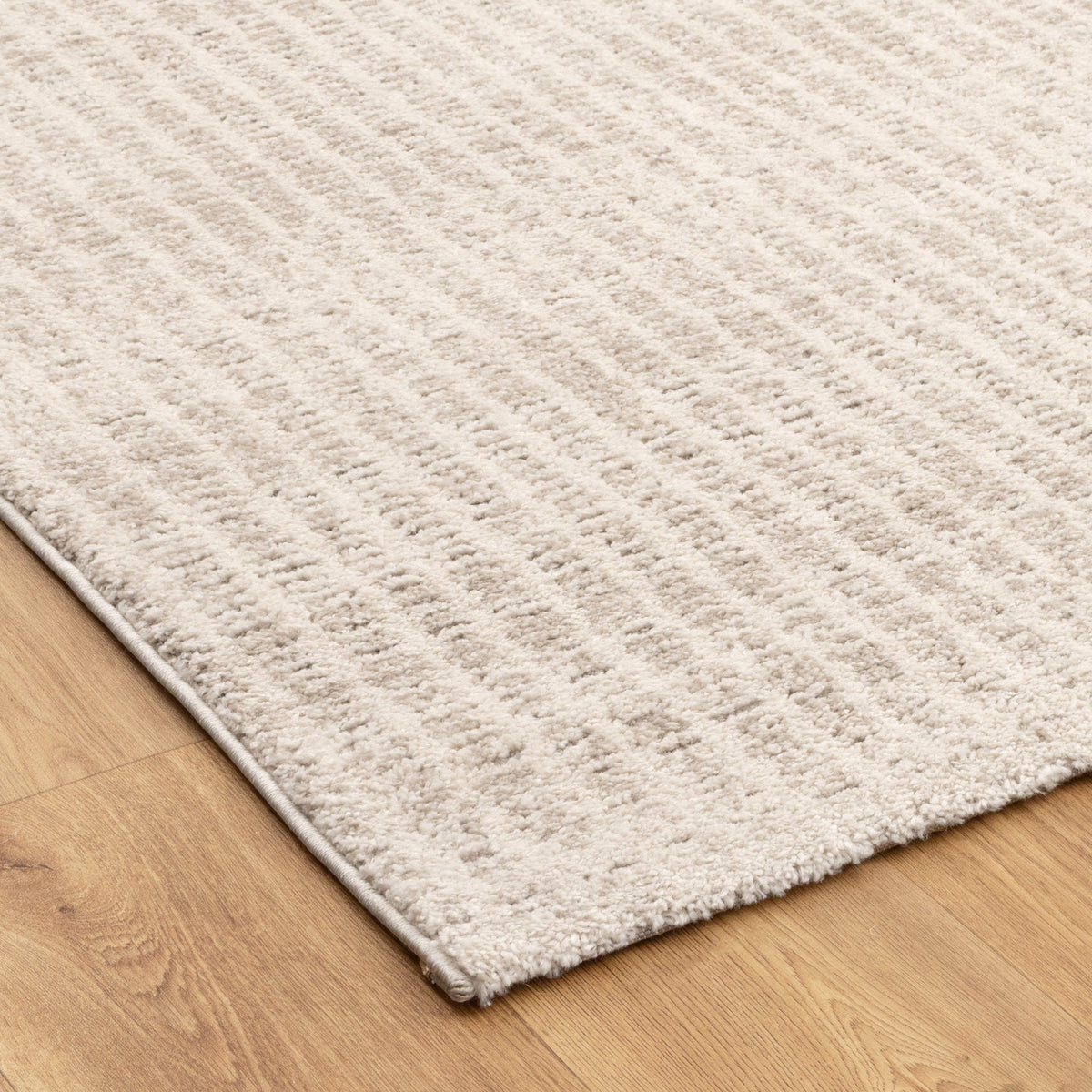 Korra K300 Ivory Geometric Rug – view 3