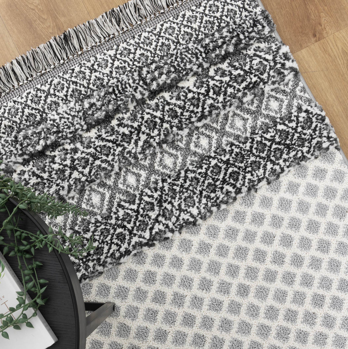 Kaza Tribal Edge Cream Anthracite Rug - 9030A GREY – view 8