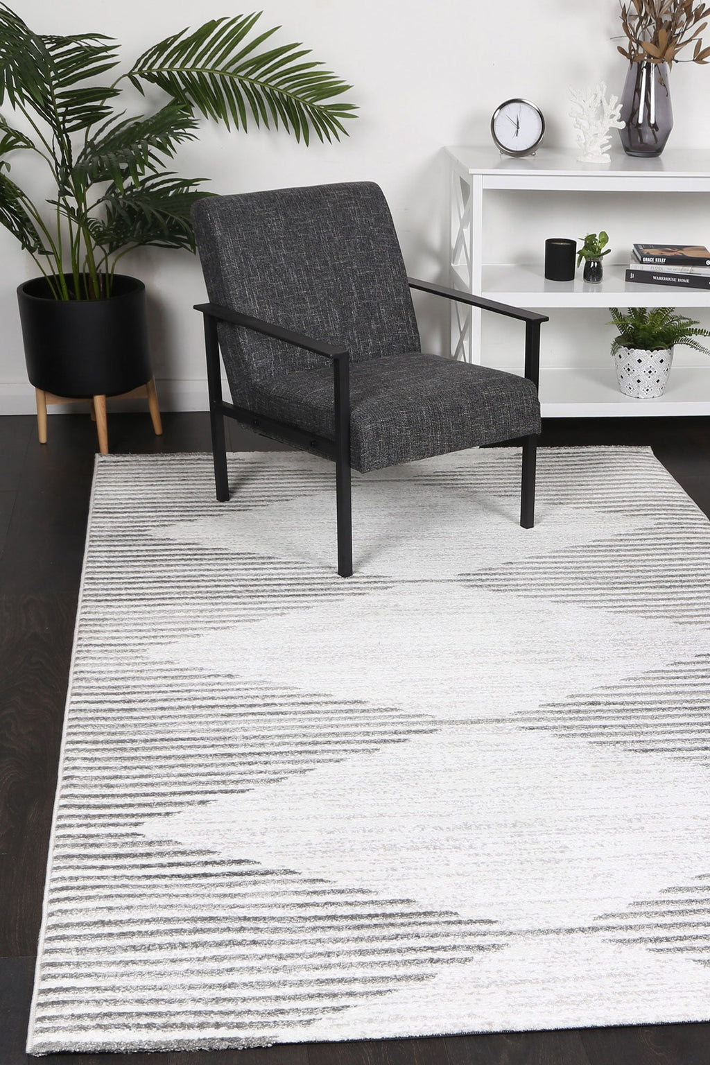 Kimberley Diamond Silver Contemporary Rug - 3SILV styled with furniture