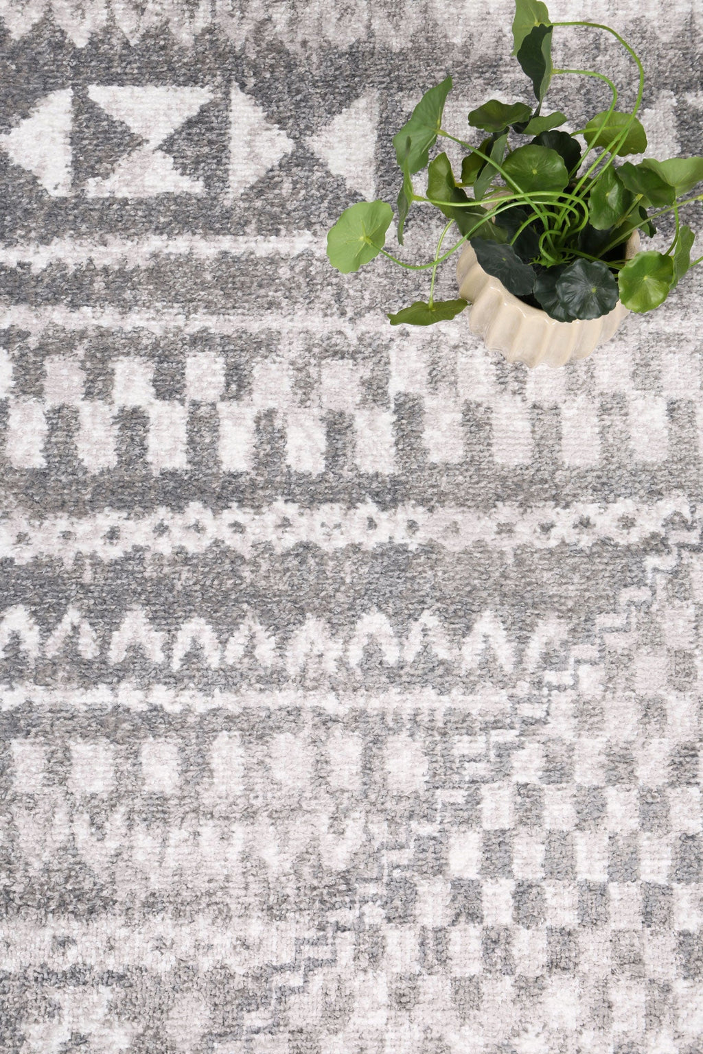 Kimberley Aztec Grey Contemporary Rug - 7GREY – view 6
