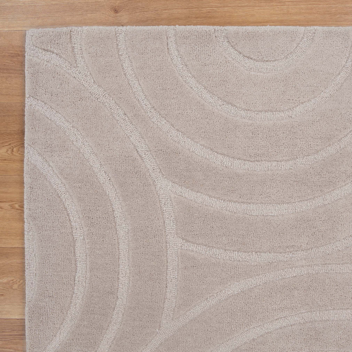 Les Nomades Ellipse Beige Wool Rug – view 3