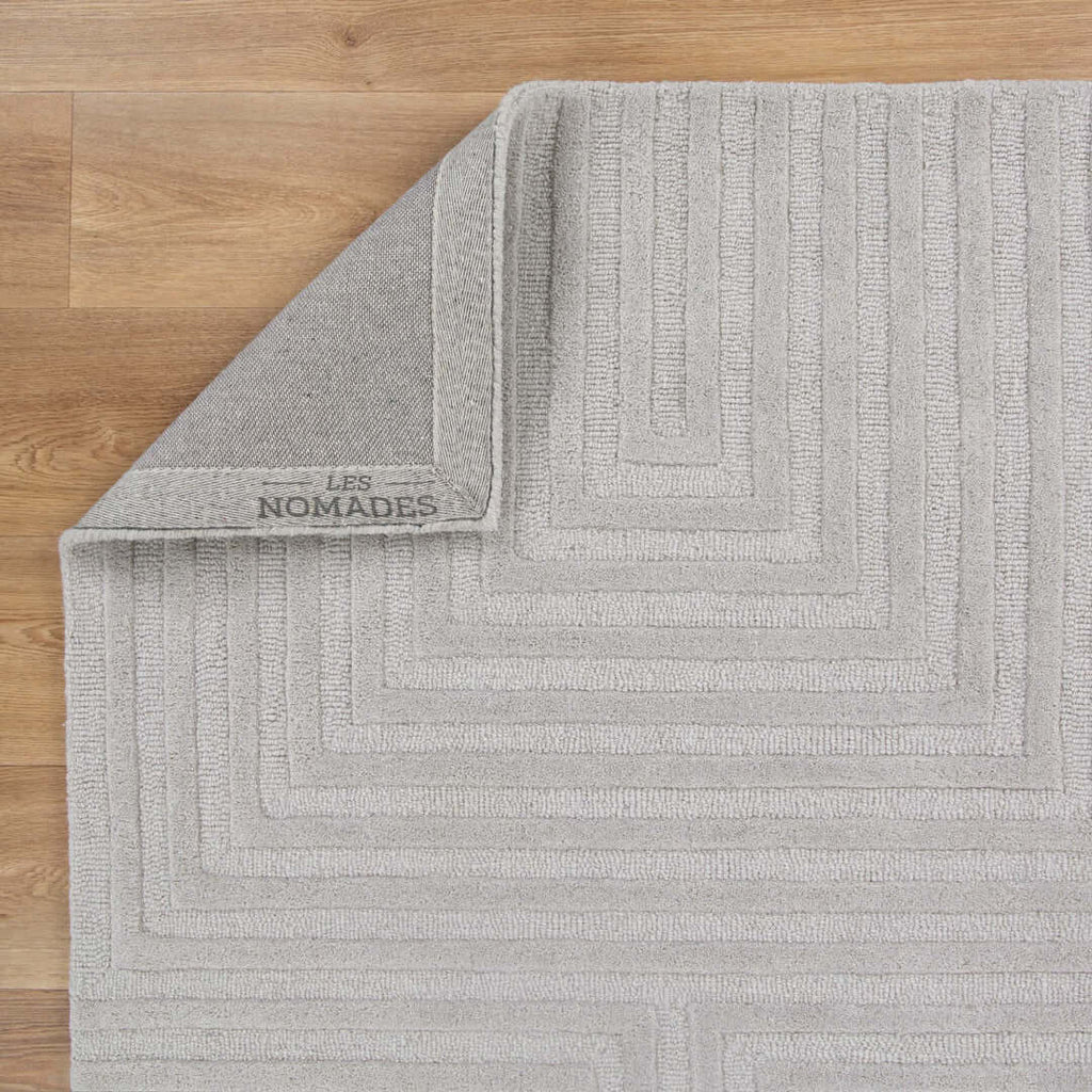 Les Nomades Felix Light Grey wool rug - detail