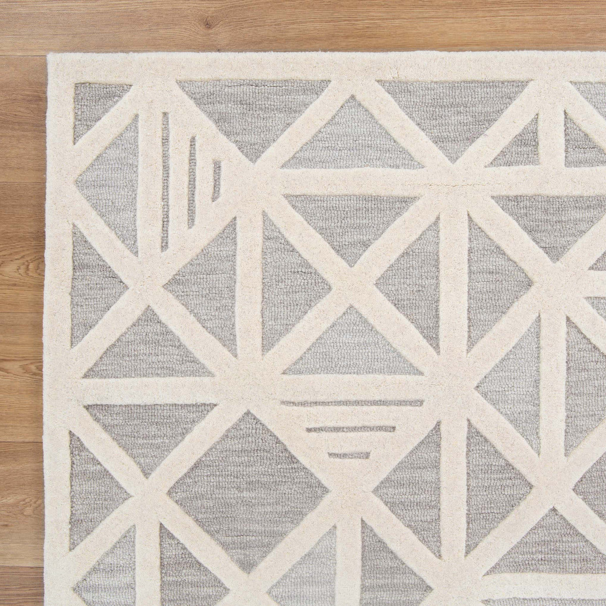 Les Nomades Trilogy Greige Wool Rug – view 3