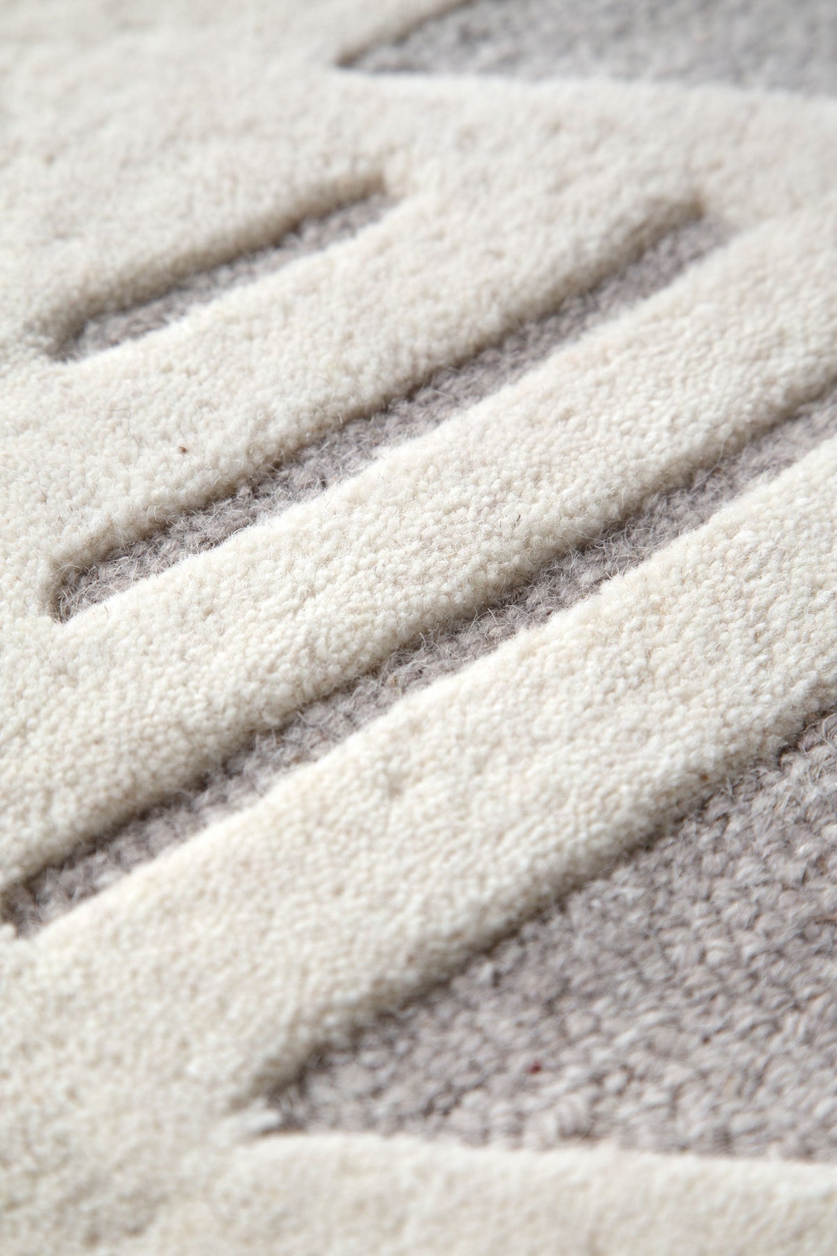 Les Nomades Trilogy Greige Wool Rug – view 6