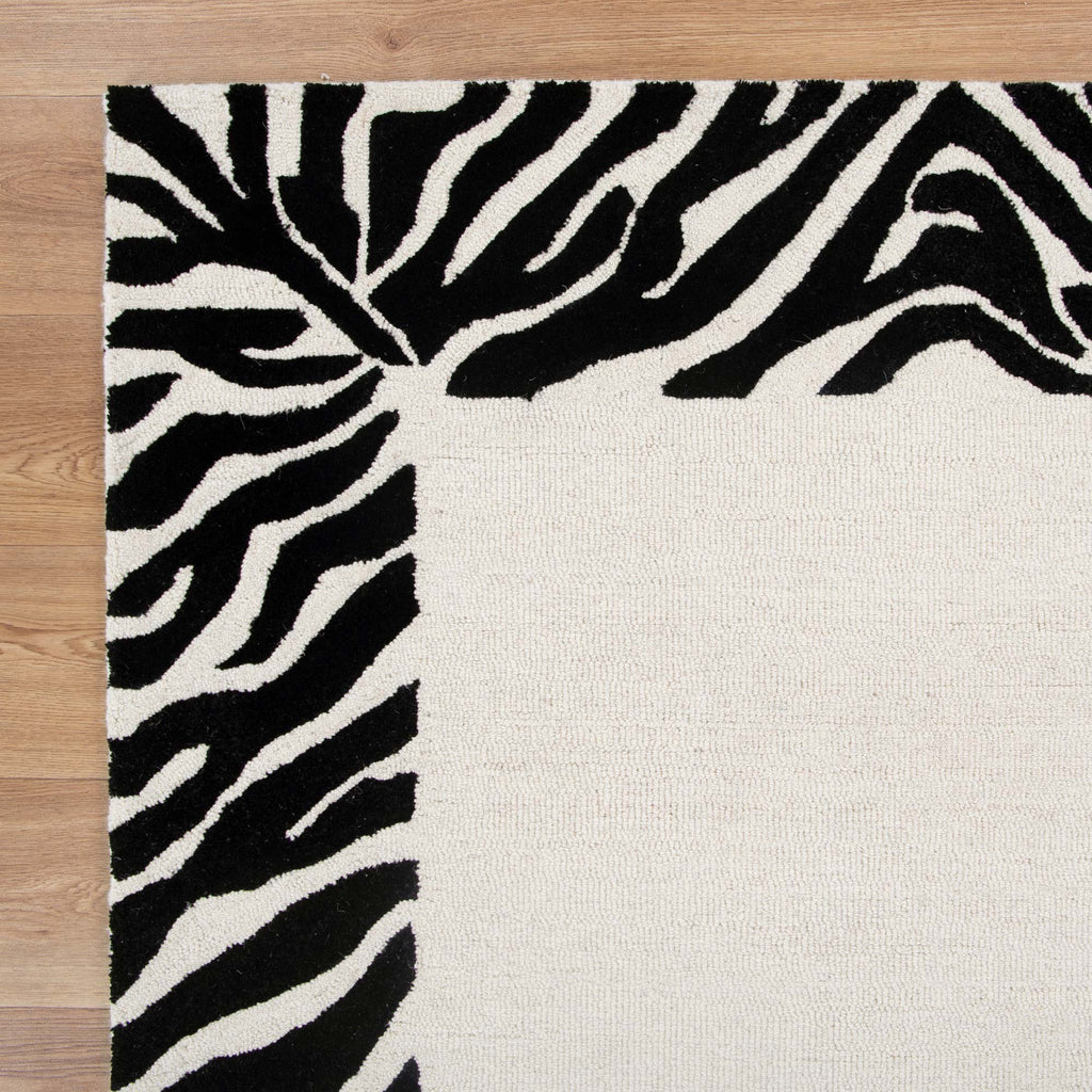 Les Nomades Zanzibar Black & White Wool Rug – view 3