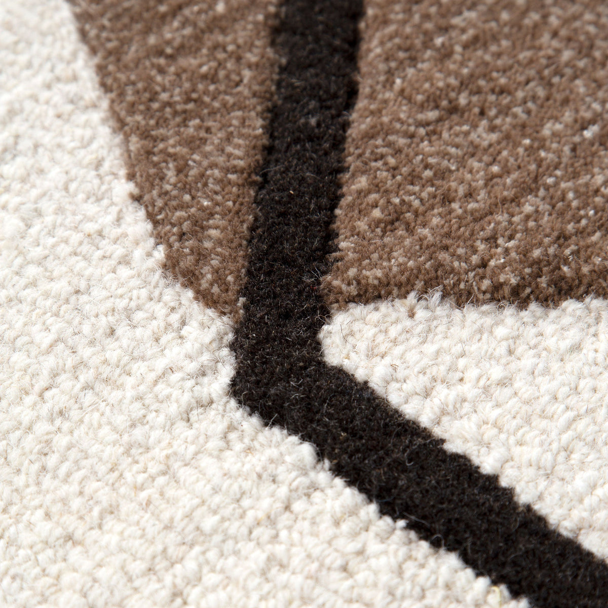 Les Nomades Minimal Beige Wool Rug – view 6