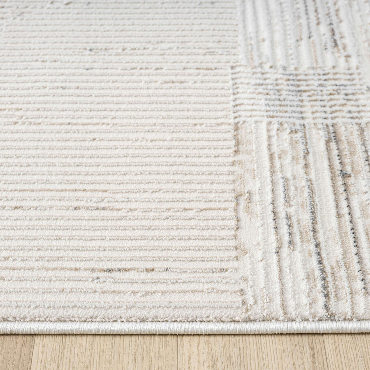 Luxley 590 Sand Hallway Runner