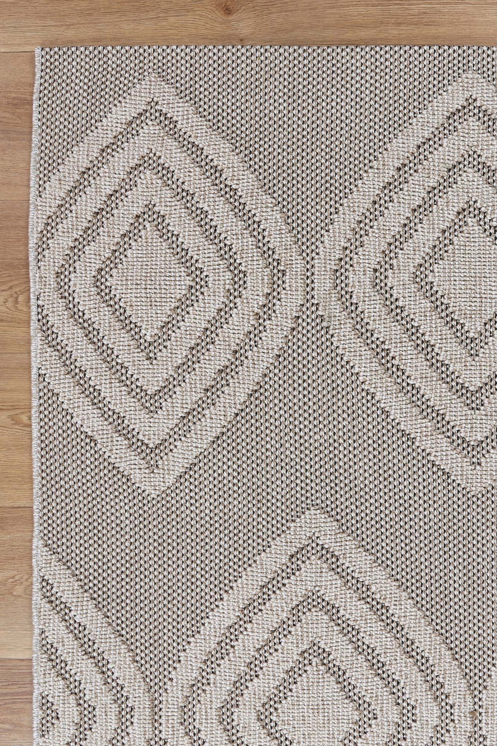 Maldives Modern Indoor/Outdoor Brown Rug – view 6