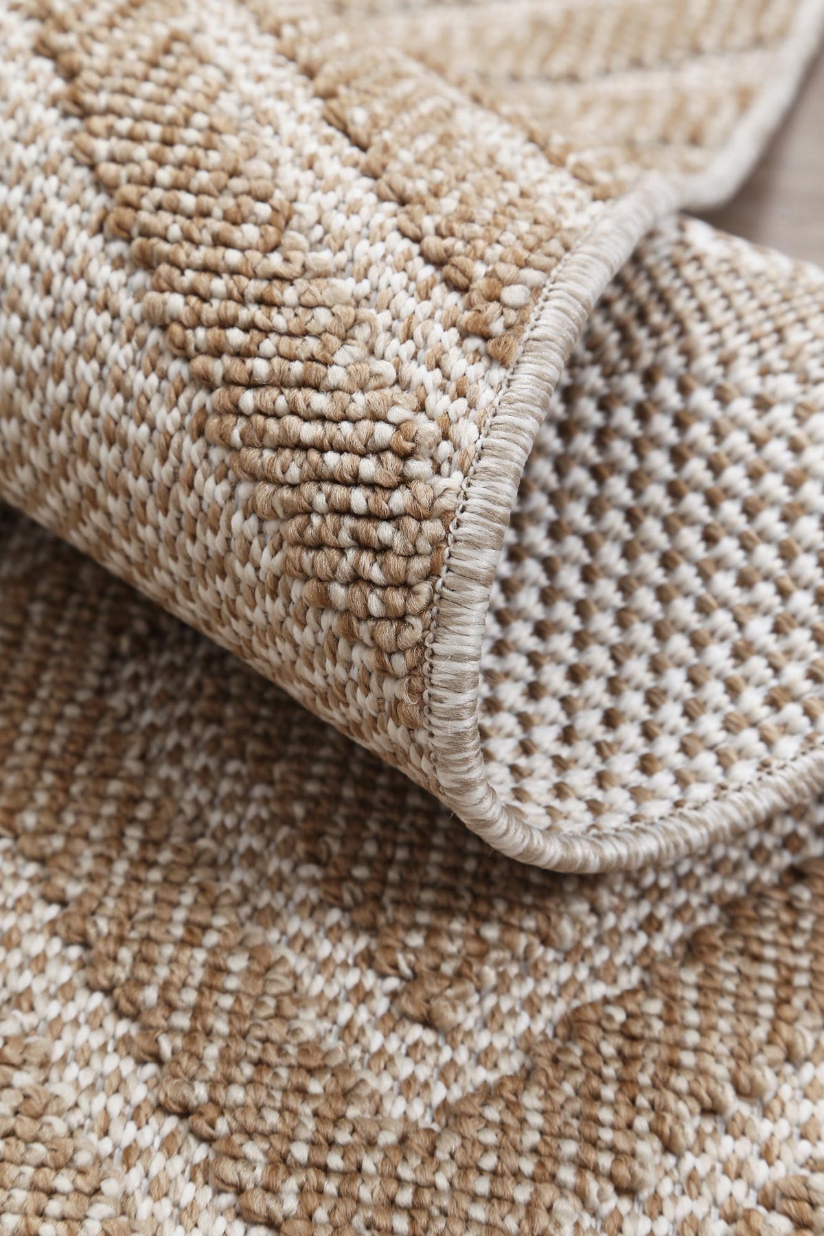 Maldives Modern Indoor/Outdoor Beige Rug – view 4