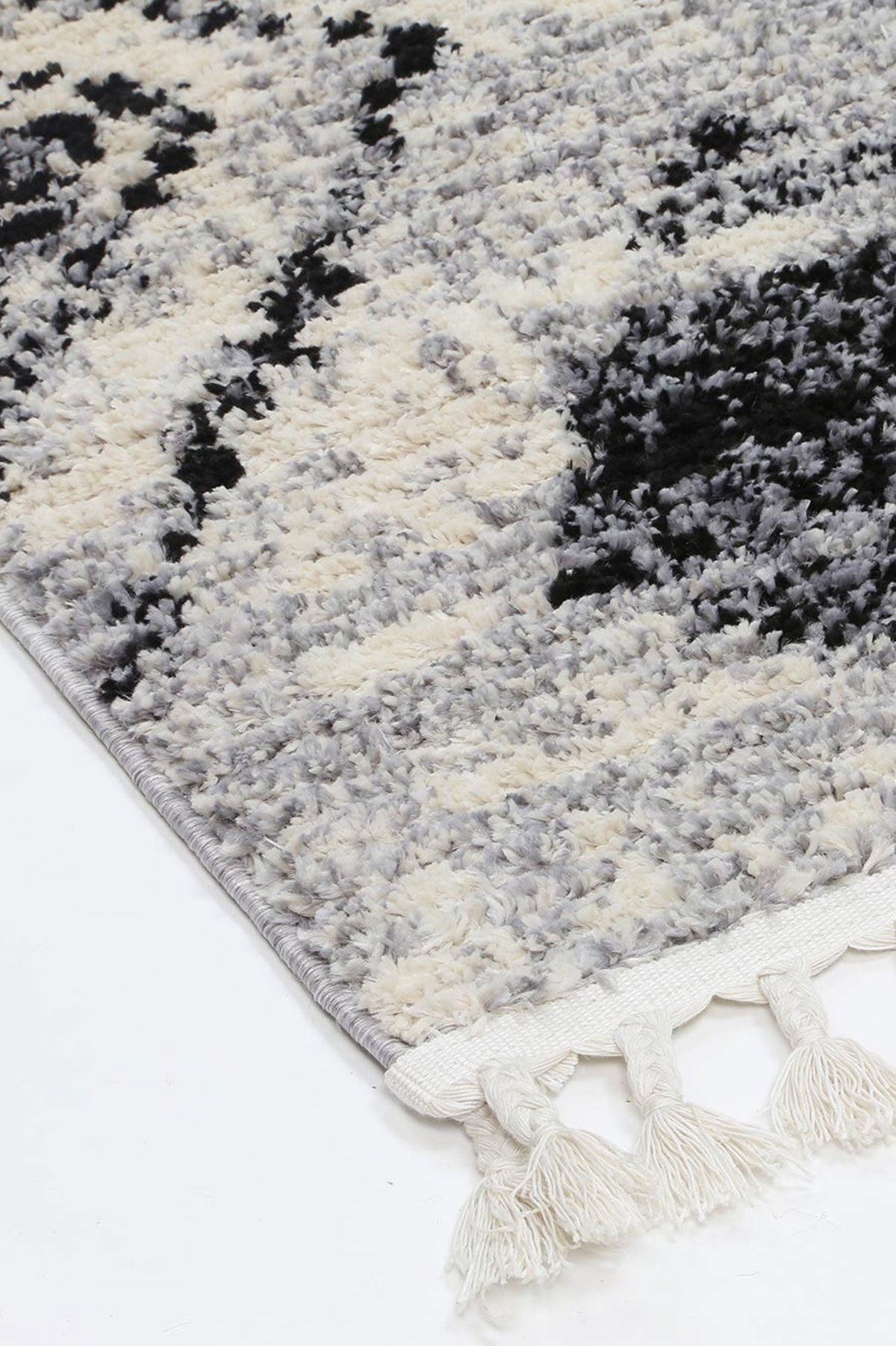 Mansour Diamond Black & White Geometric Rug - 5BWHI – view 4