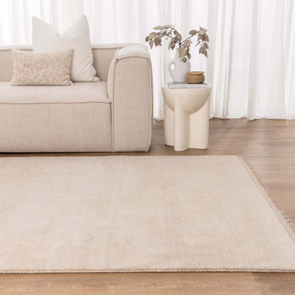Charleston Hand-Knotted Beige Wool Rug - detail 4
