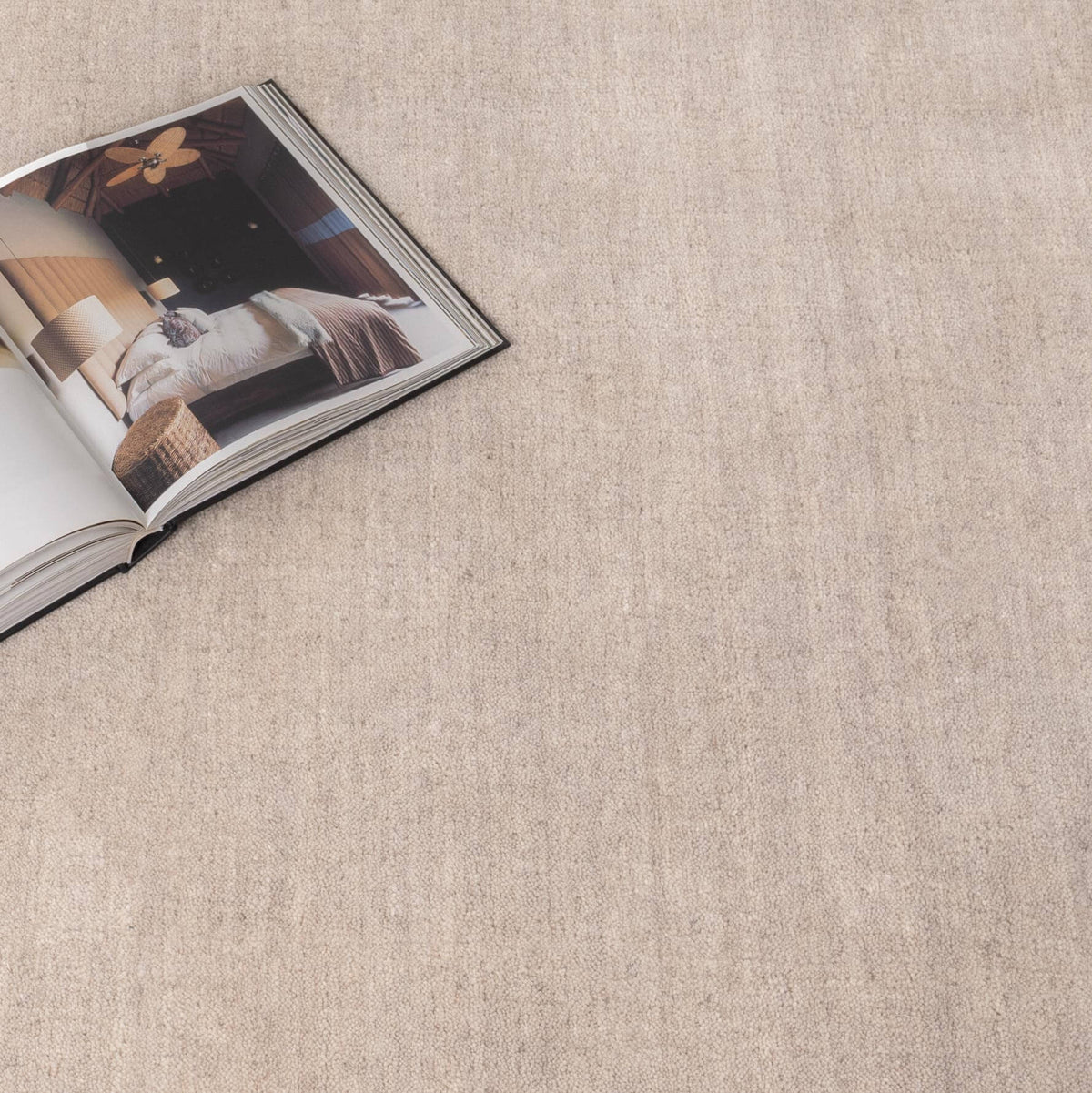 Charleston Hand-Knotted Beige Wool Rug - detail 5