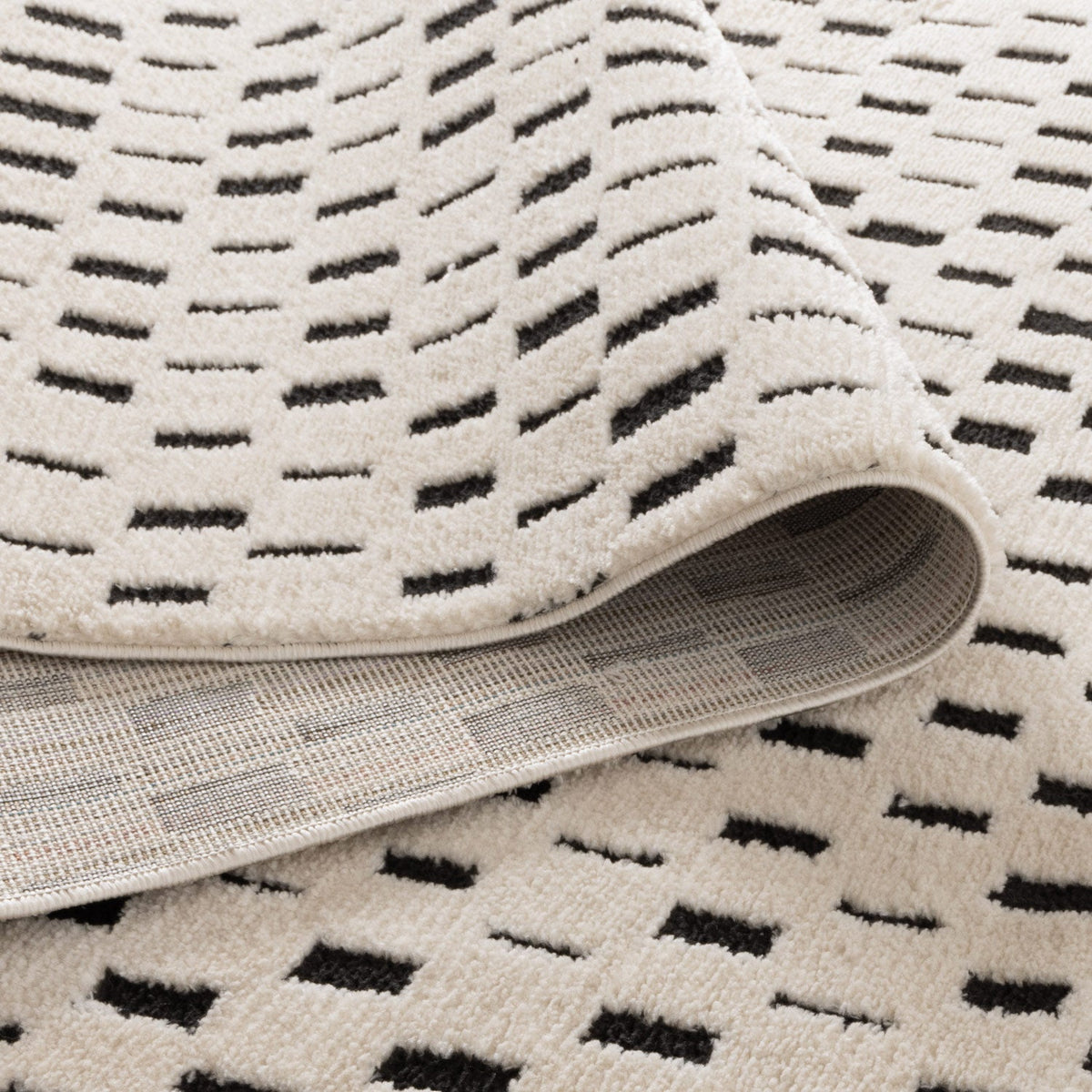 Mila Monochrome Squares Black and Cream Rug - MIL2 – view 4