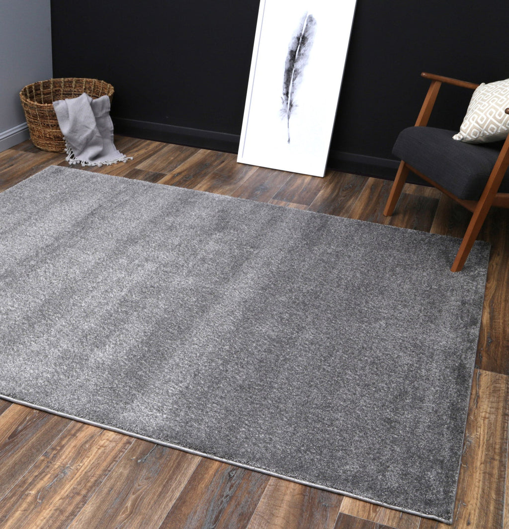 Montana Grey Plush Rug - 4410 GREY styled with furniture