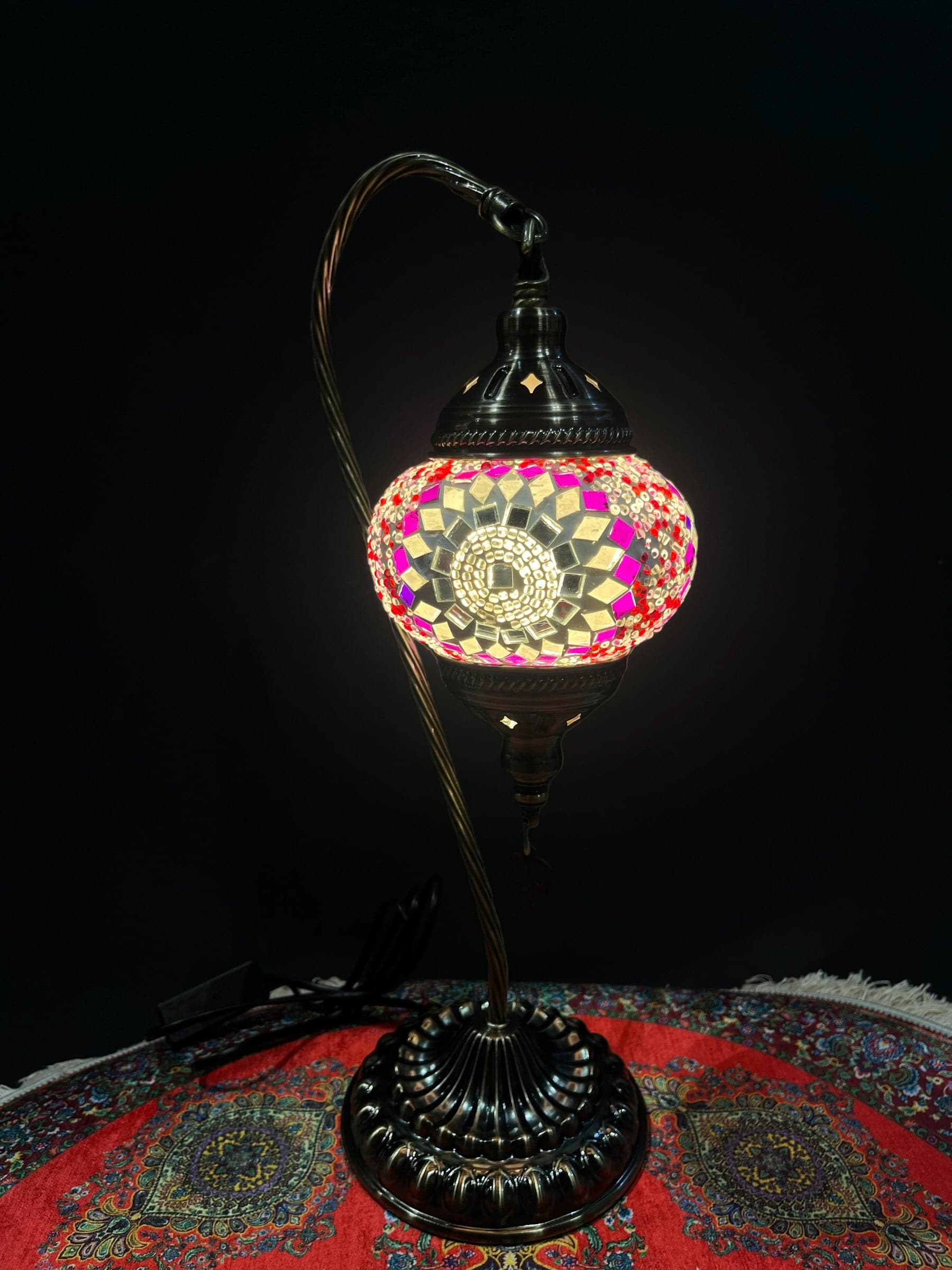 Mosaic Swan Lamp Pink White