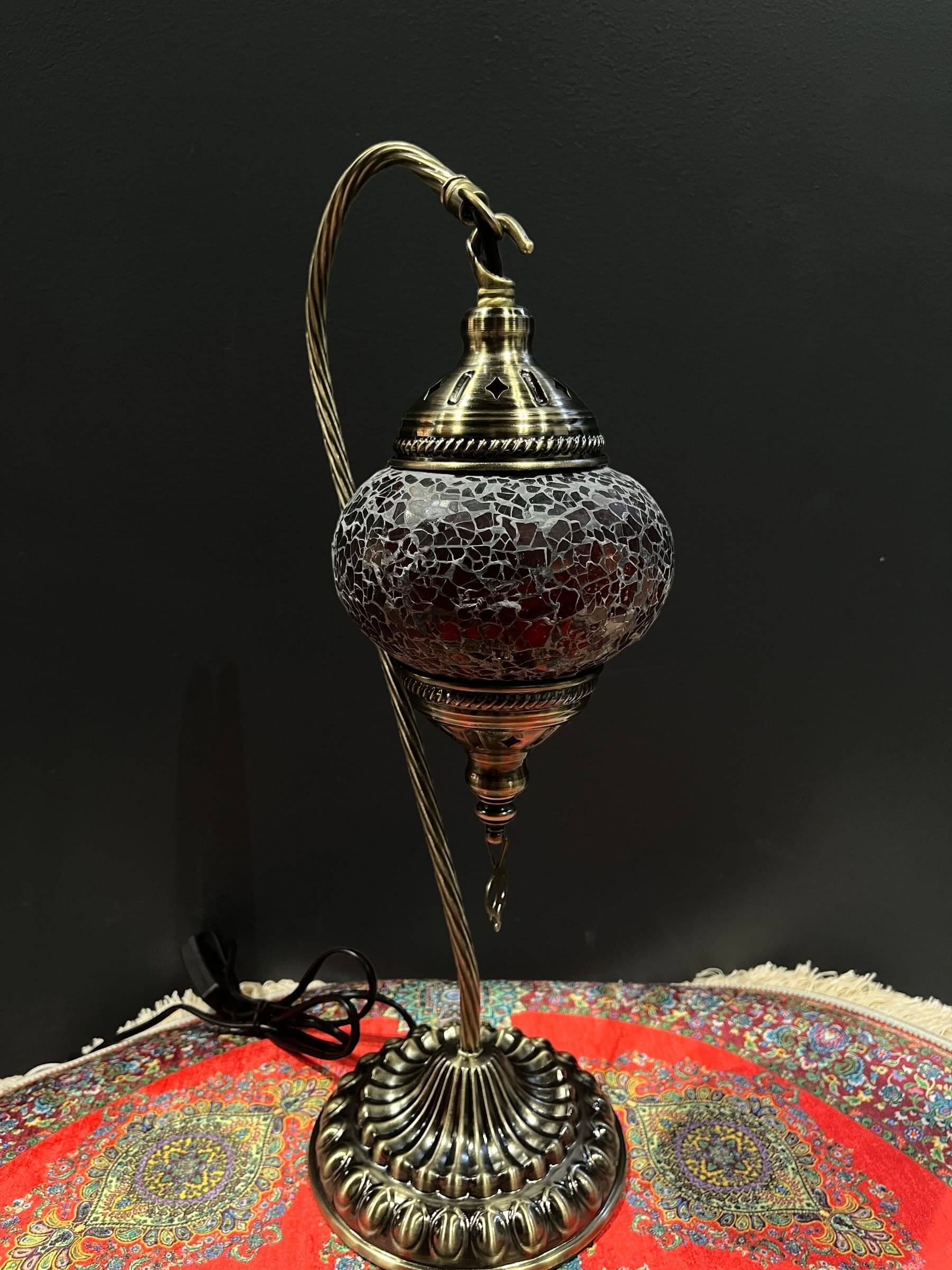 Mosaic Swan Lamp Red Crackle