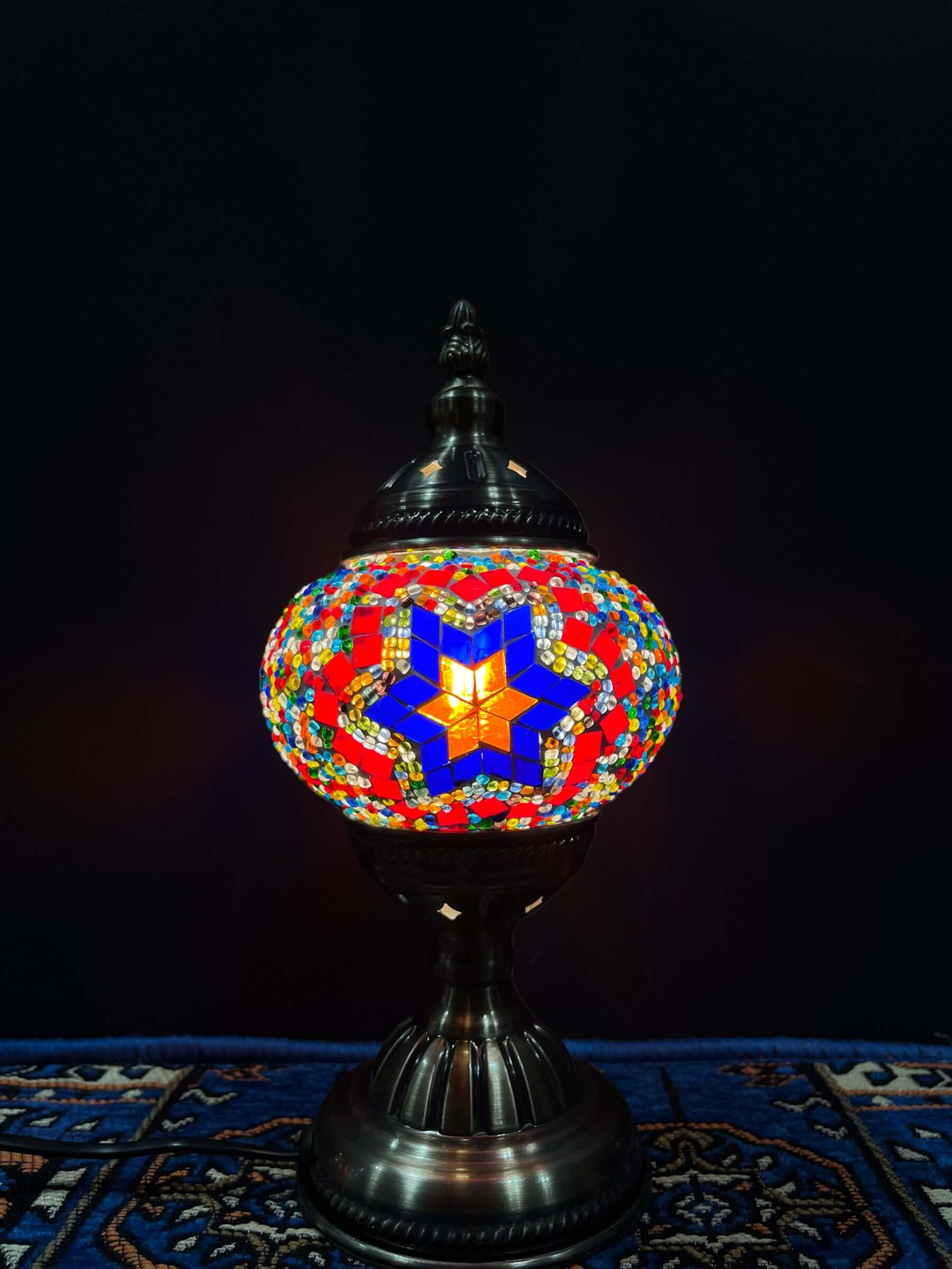 Mosaic Table Lamp Classic Red