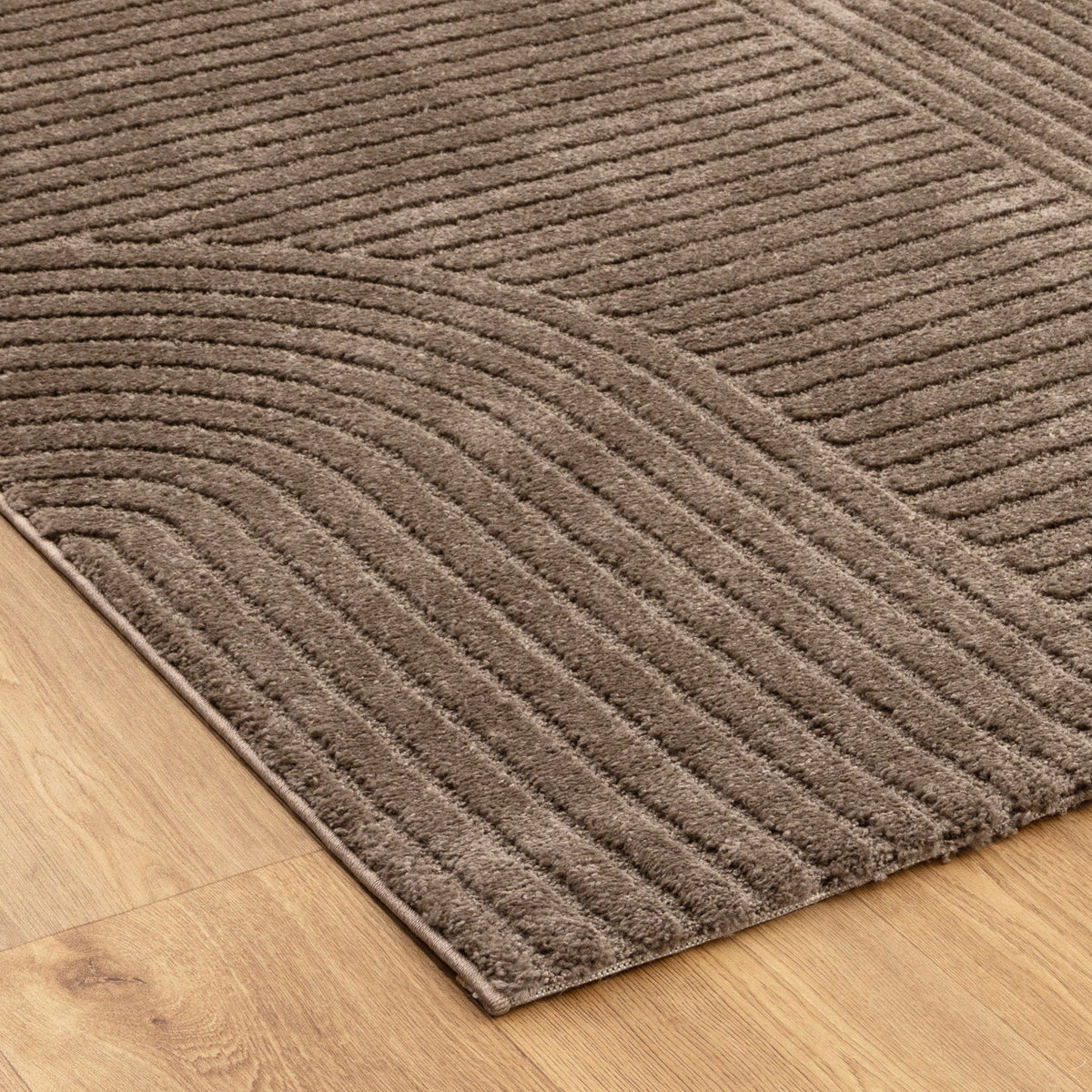 Nessa N200 Brown Arches Rug – view 3