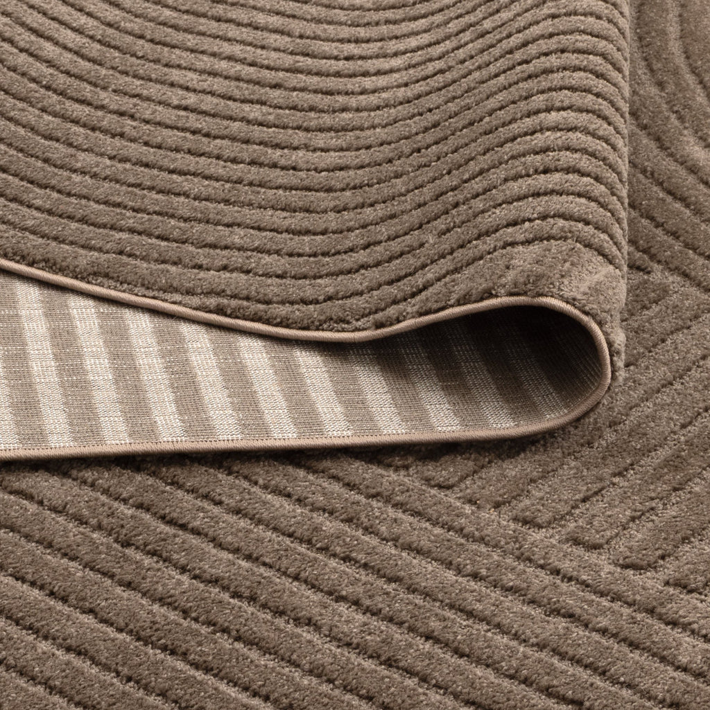 Nessa N200 Brown Arches Rug – view 4