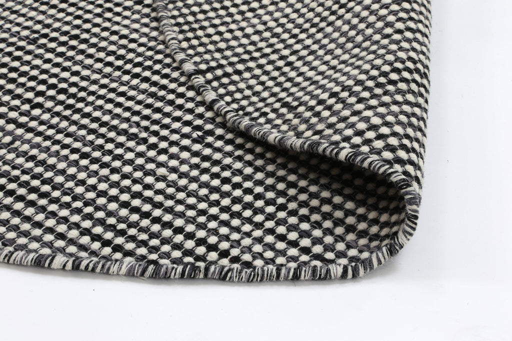 Nordic Charcoal Reversible Wool Round Rug – view 3