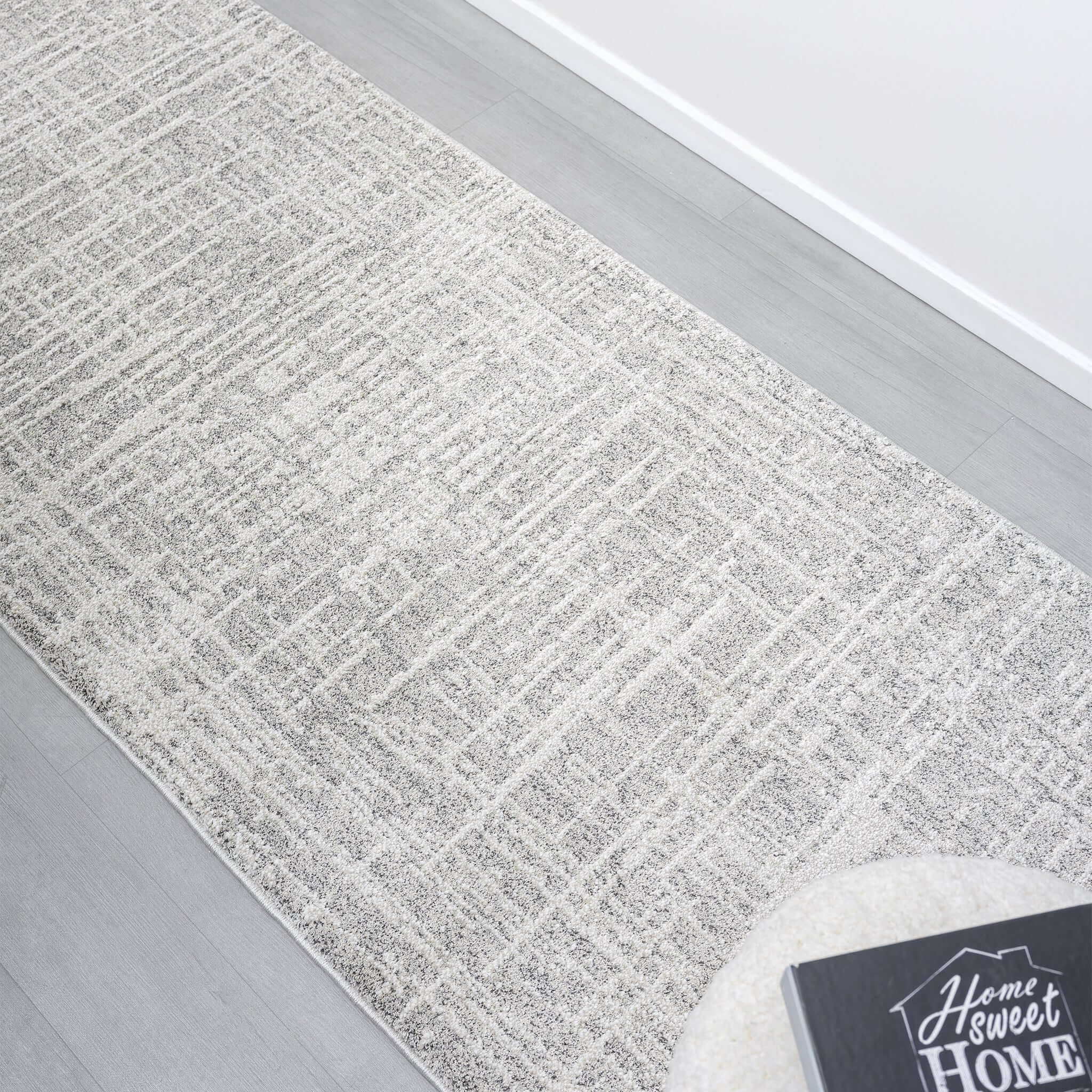 Nature 497 Linen Runner