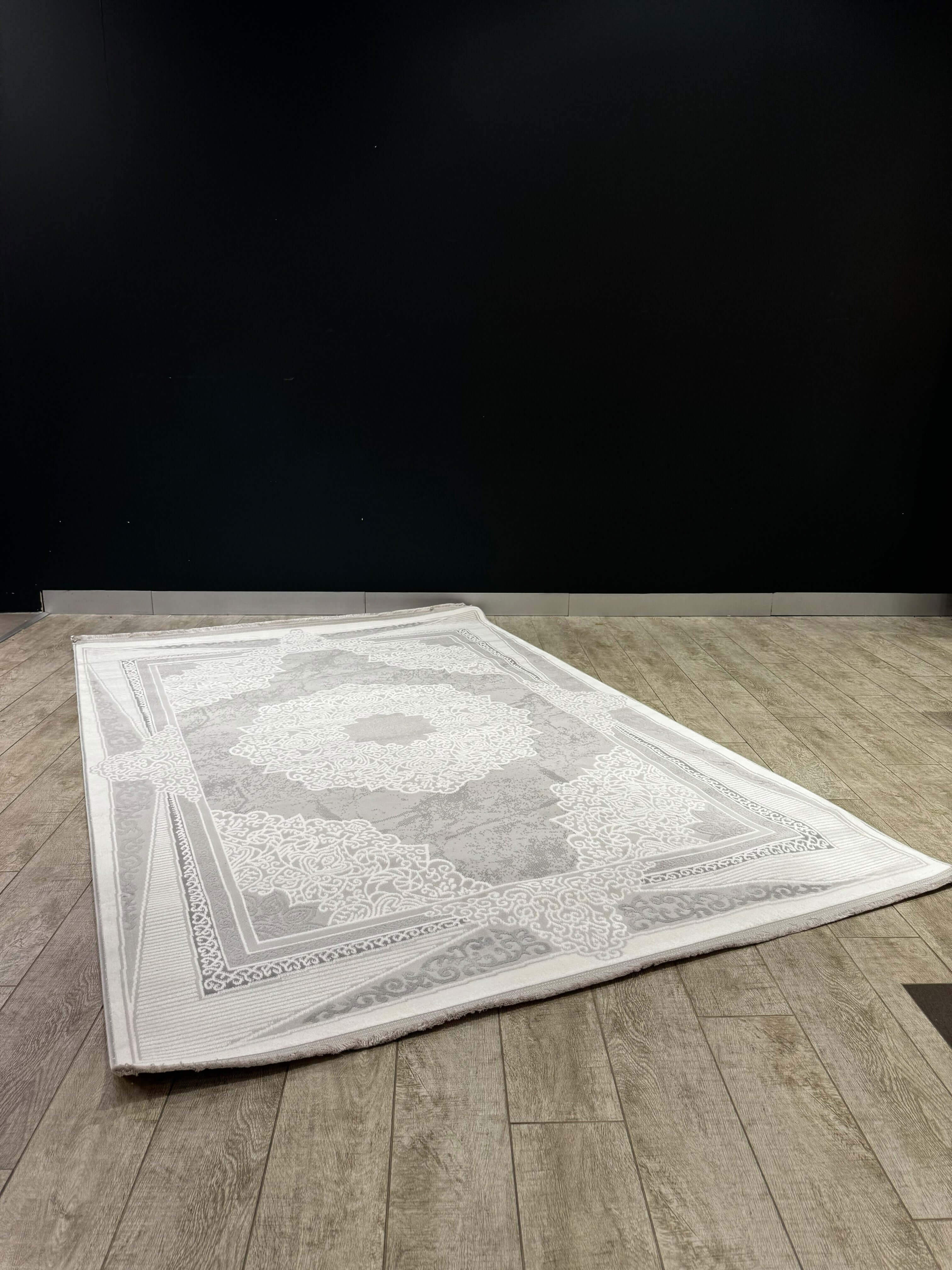 Ornate Medallion Turkish Rug – Royal Grace