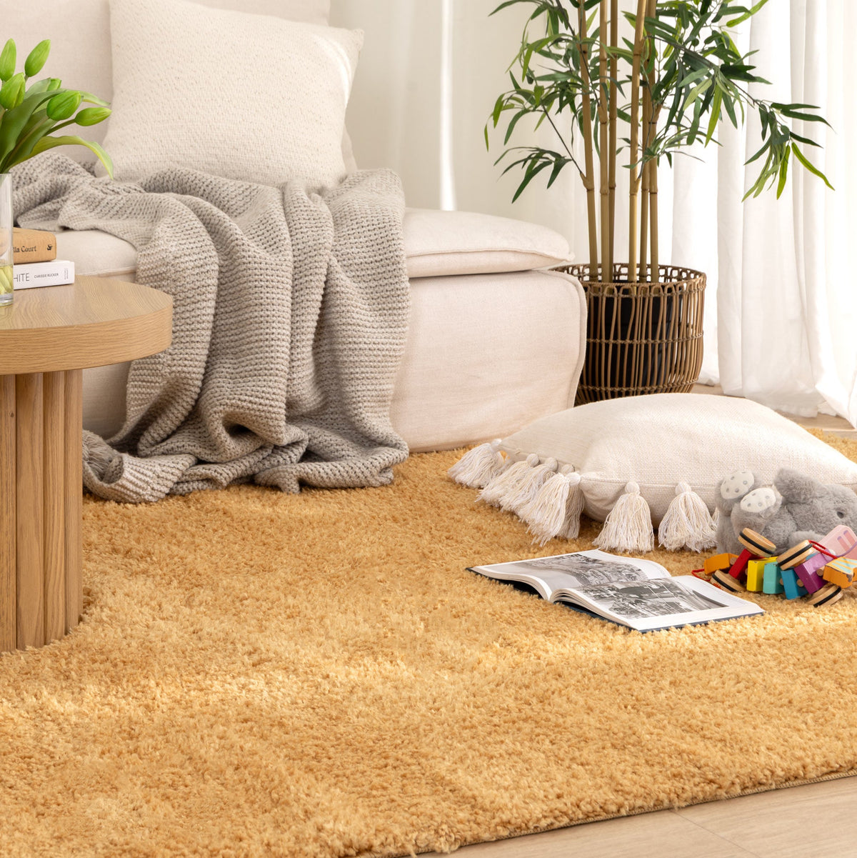 Plush Ochre Shaggy Rug – view 5
