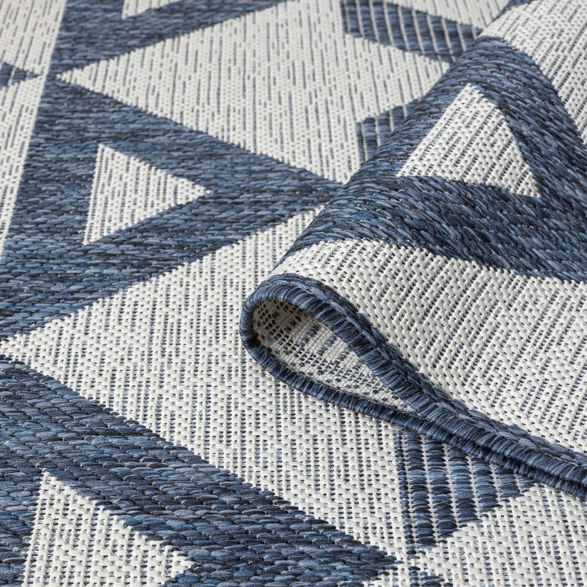 Patio 457 Indigo Hallway Runner