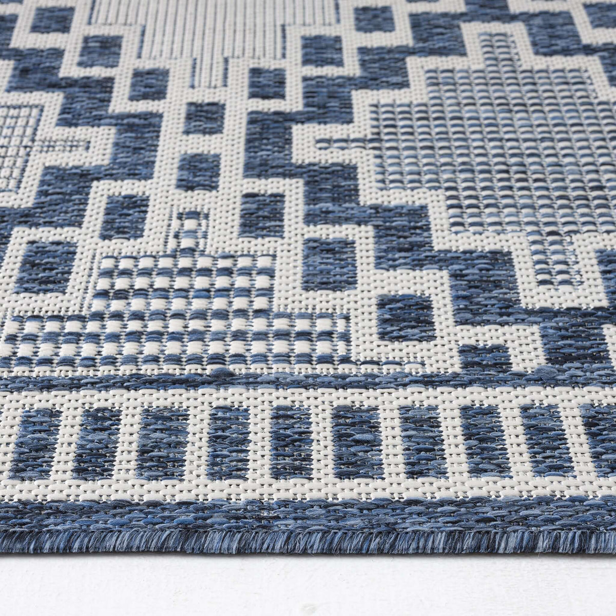 Patio 459 Arctic Hallway Runner