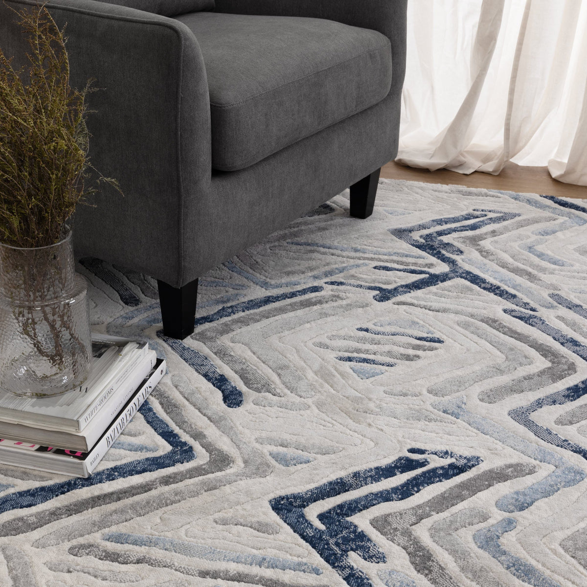 Ruby Blue Grey Diamond Rug – view 5