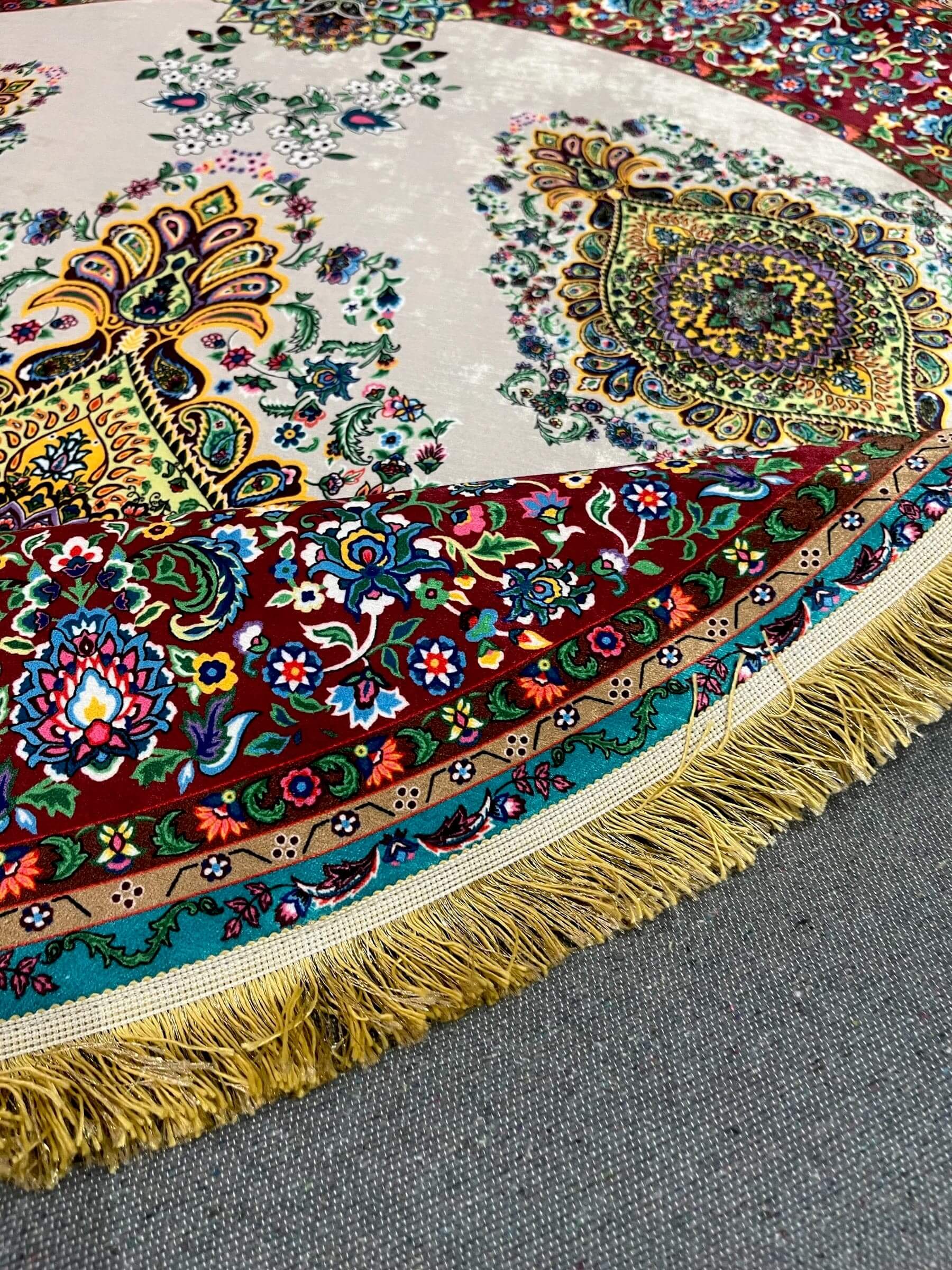Round Turkish Rugs Colourful- Cream