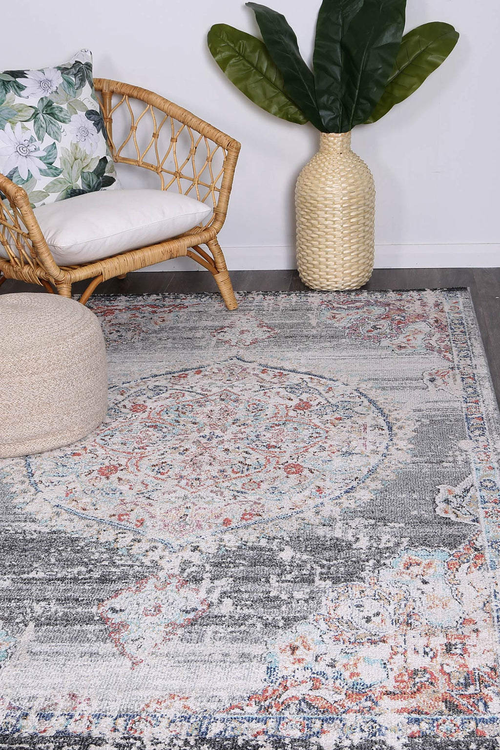Salsa Hollow Medallion Transitional Grey Rug - 20042 095 styled with furniture