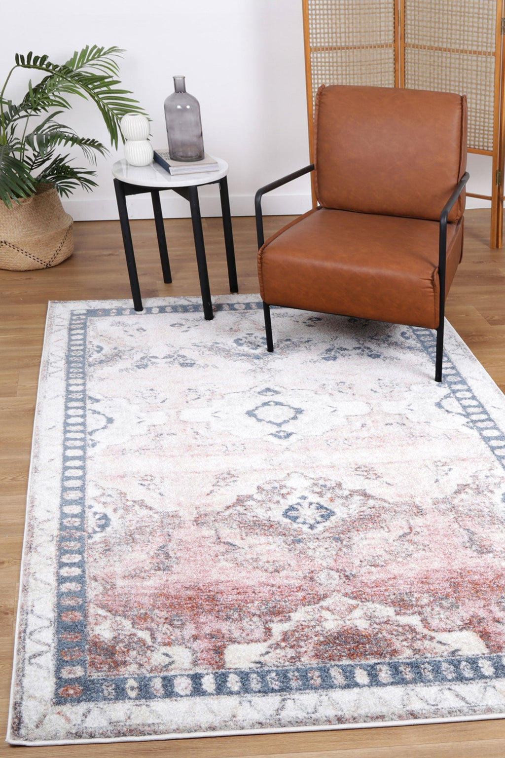 Santa Fe Galisteo Ombre Vintage Rug - Sant04 styled with furniture