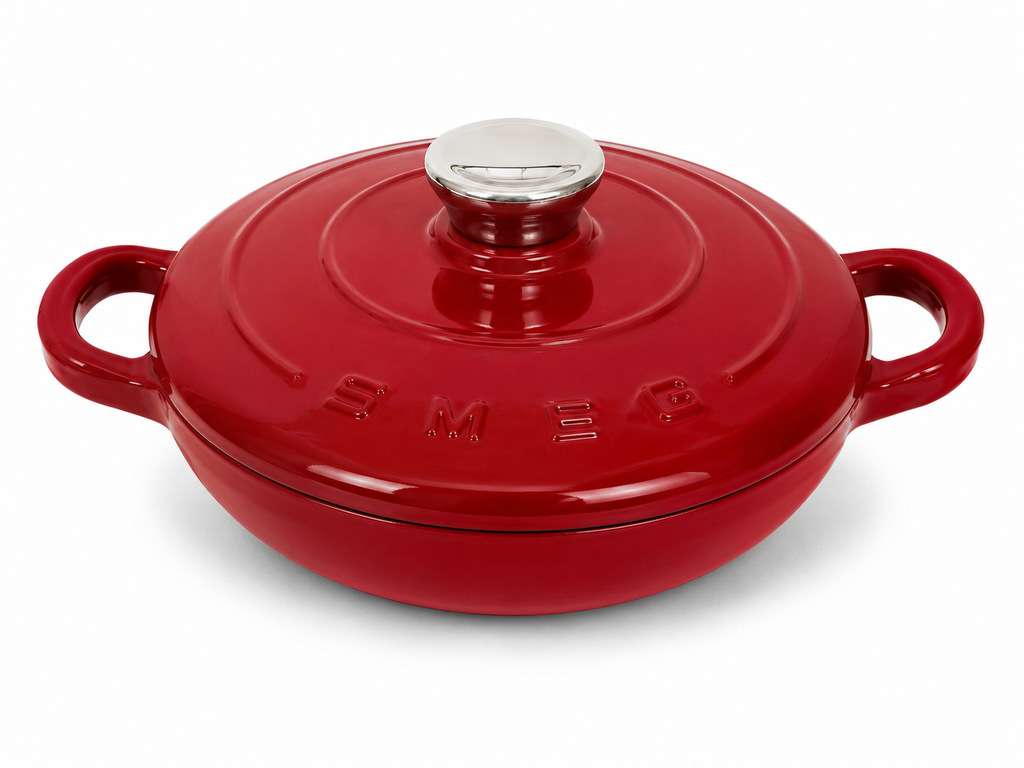 SMEG Cast Iron Casserole Pot 26cm Red – red enameled cast iron casserole pot with lid for professional cooking.