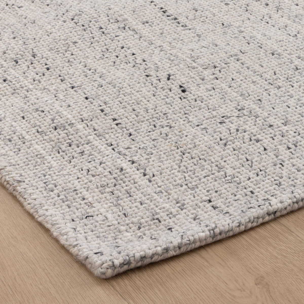 Salar Gunj Smoke Handcrafted Wool Rug - detail 2