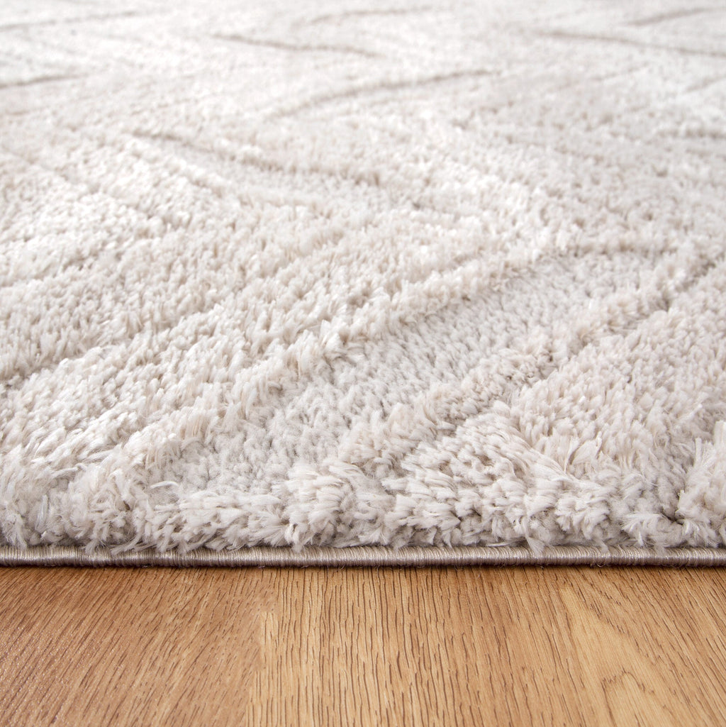 Tender Chevron Beige Shag Rug – view 4