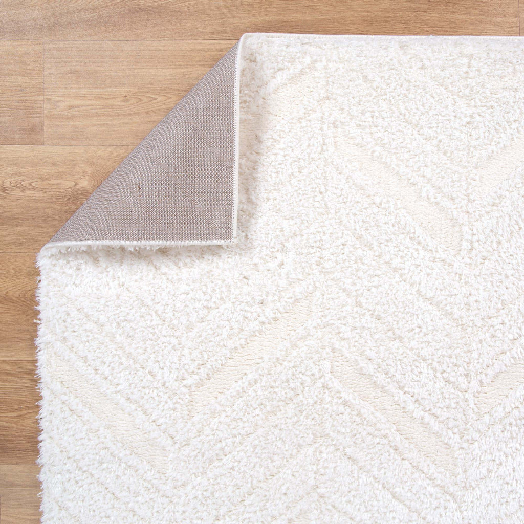 Tender Chevron Cream Shag Rug – view 3