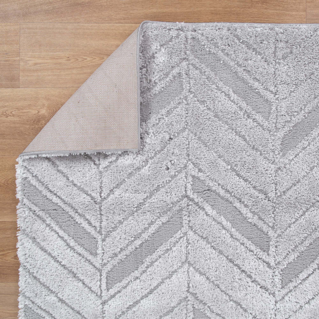 Tender Chevron Silver Shag Rug – view 4