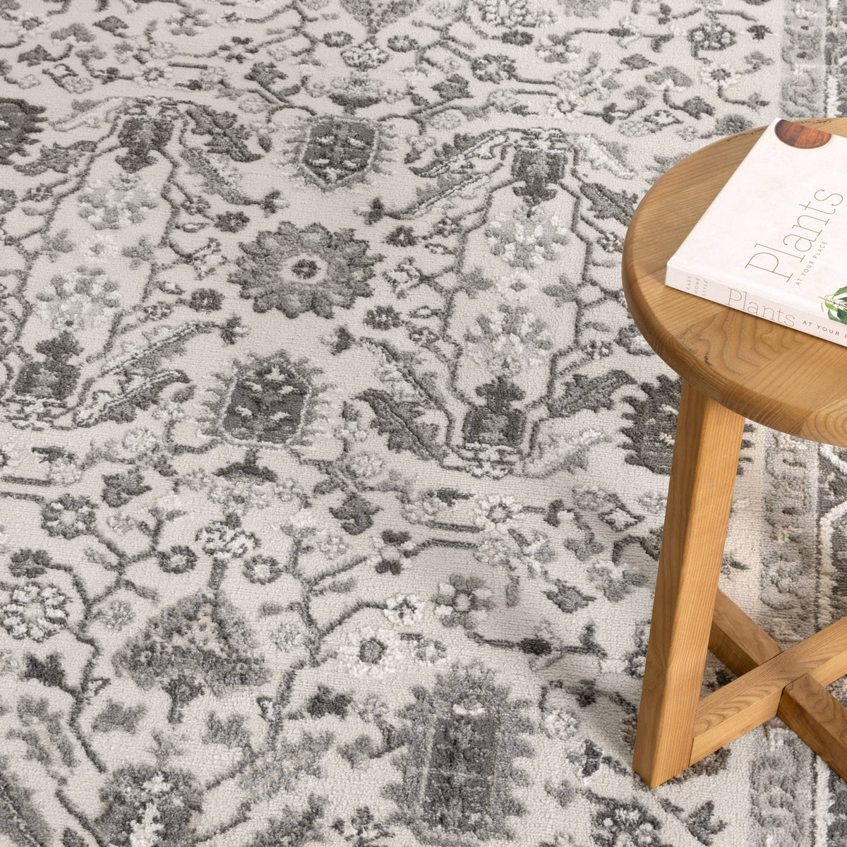 Sierra Grey Oriental Border Rug – view 5