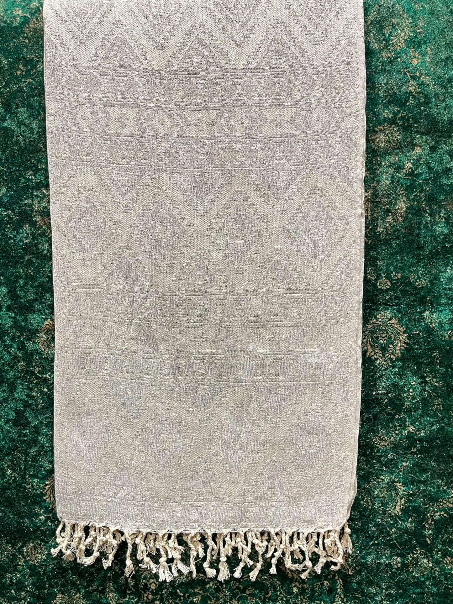 Turkish Cotton Towels-Discover the luxury of our 100% Turkish cotton towels, perfect for bath or beach. Soft, highly absorbent, and quick-drying, these towels are generously sized at 90x180 cm. Easy to care for with machine wash instructions. Upgrade your