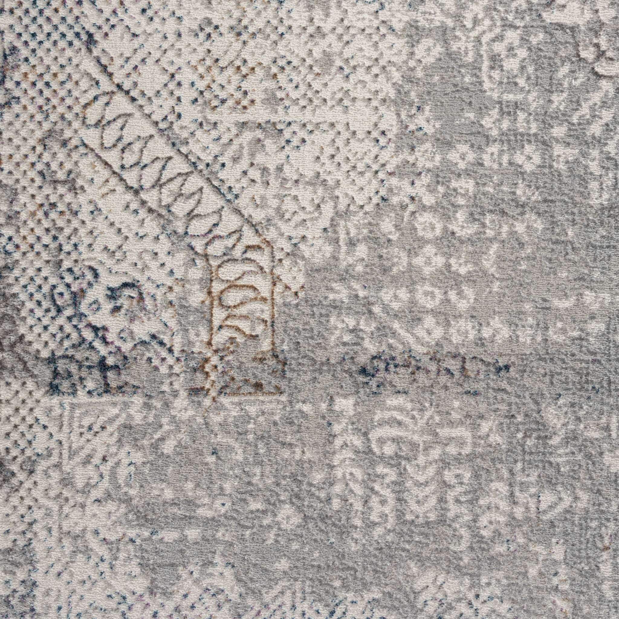 Turkish Rug Silver Mist – Light Grey Distressed Design