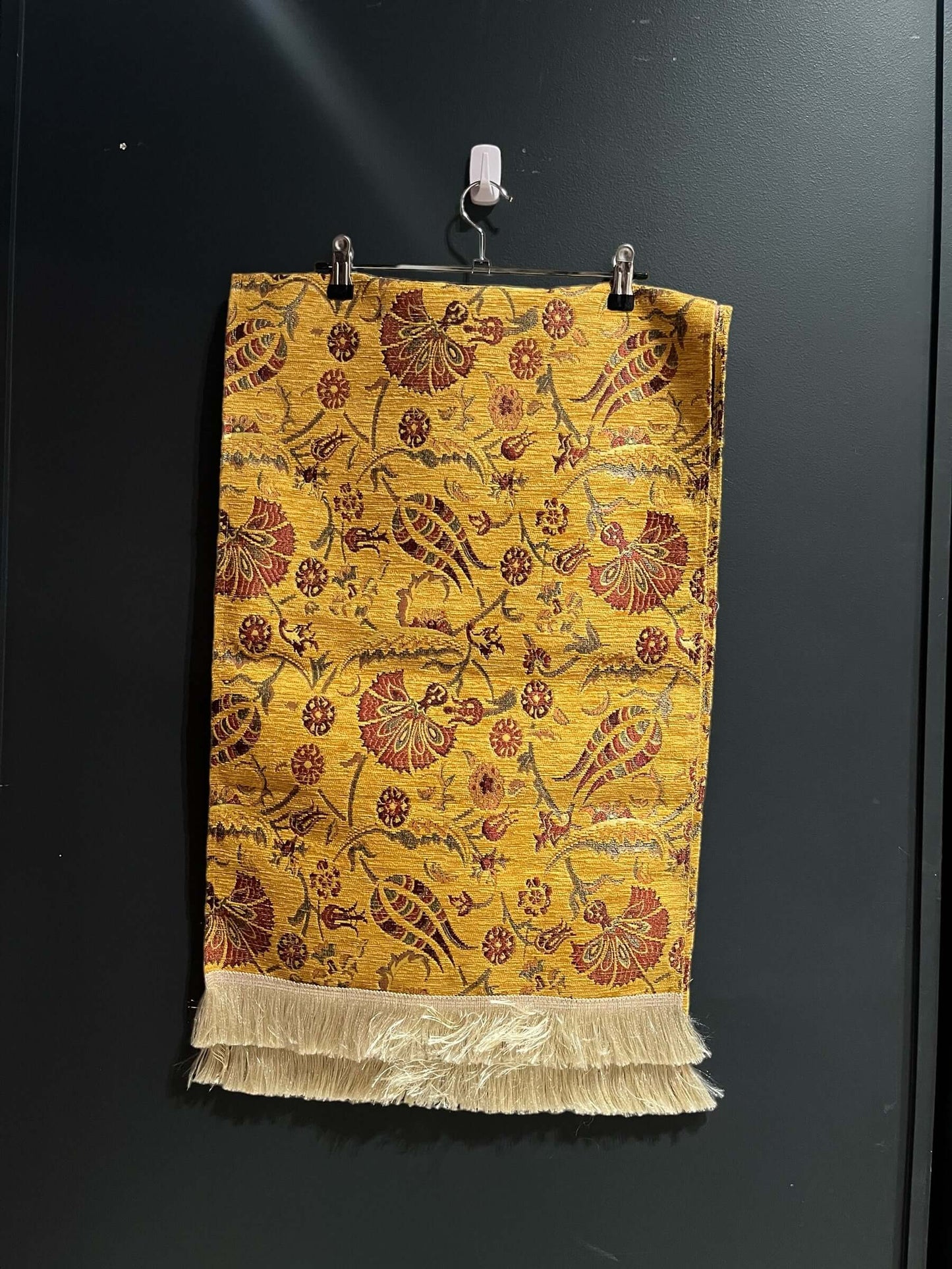 Turkish Table Runner Flowers Cream-Crafted from acrylic featuring a captivating blend of Tulip and Aztec designs, this table runner effortlessly adds a touch of cultural richness to any setting. Versatile and elegant, it's perfect for both casual and form