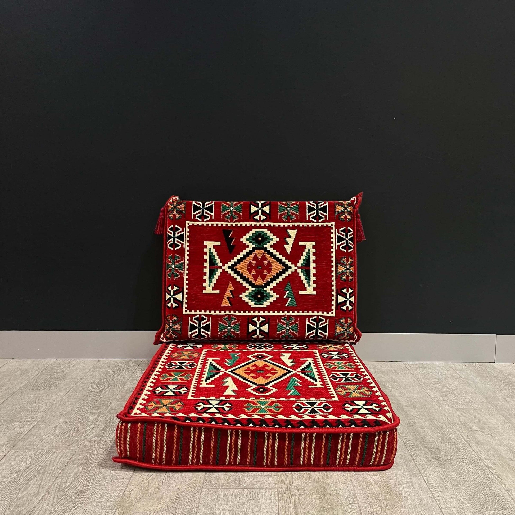 Authentic decorative and comfortable floor cushions Made in Turkiye, %100 Cotton, washable covers with firm sponge filling. 2 Piece Cushions, 1x 60x60cm, 1x 50x60cm Experience the elegance of Turkish seating arrangement with our exquisite Single Floor Cus