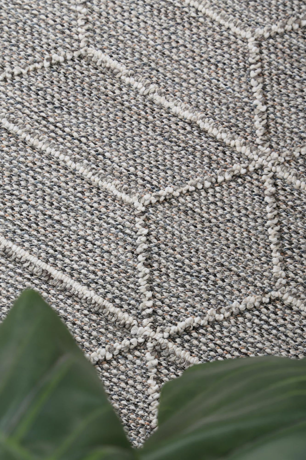 Vanuatu Totori Ash Geometric Flatweave Rug - 01 – view 7