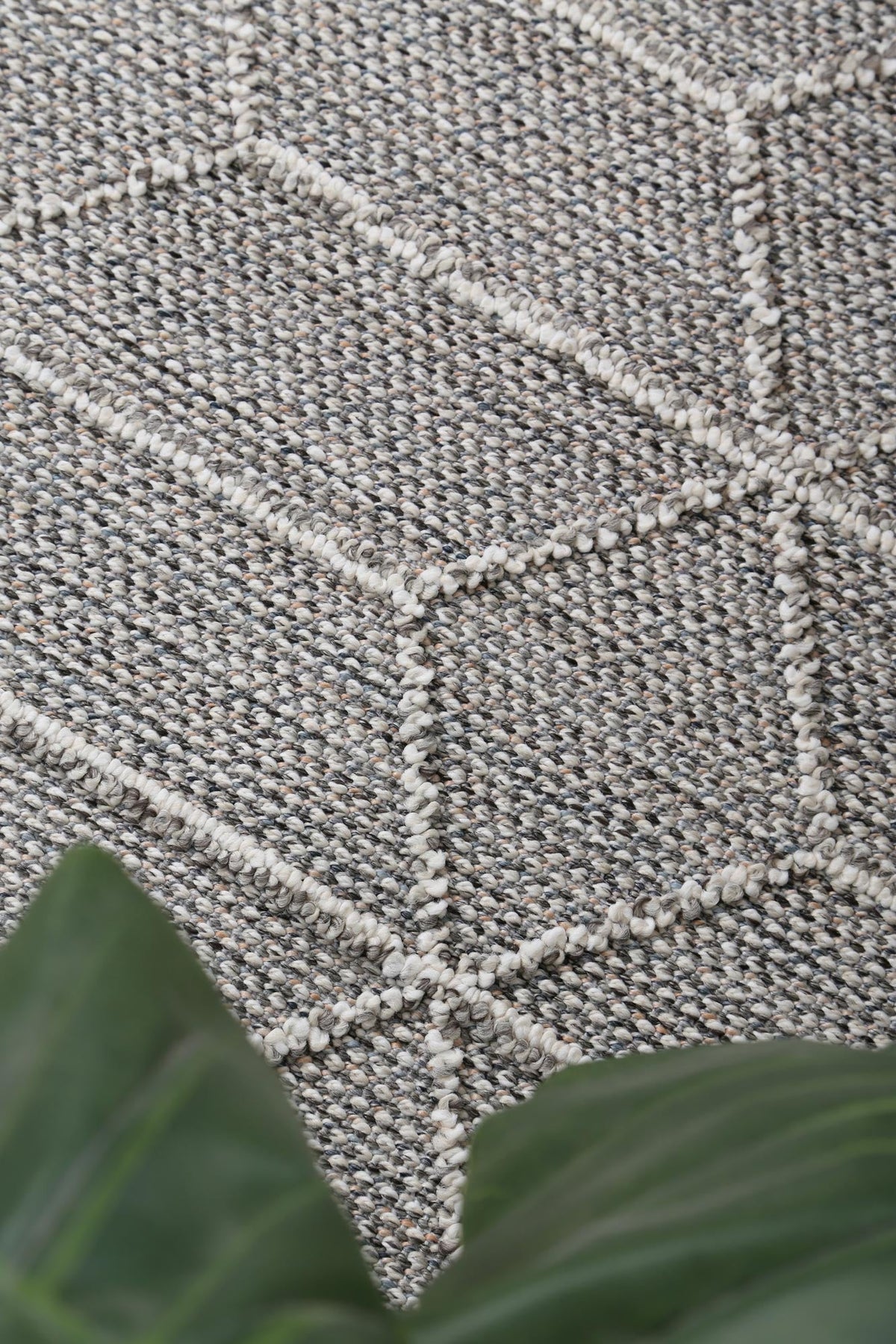 Vanuatu Totori Ash Geometric Flatweave Rug - 01 – view 7